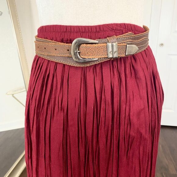 Source Unknown Accessories - Early 2000's Brown Western Rodeo Layered Leather Silver Clasp Belt S / 27